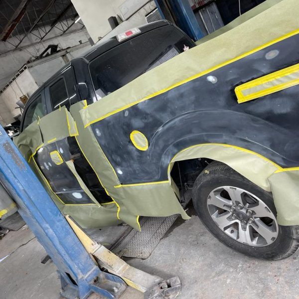 Popular Materials Used in Aftermarket Body Panels: Balancing Durability and Weight