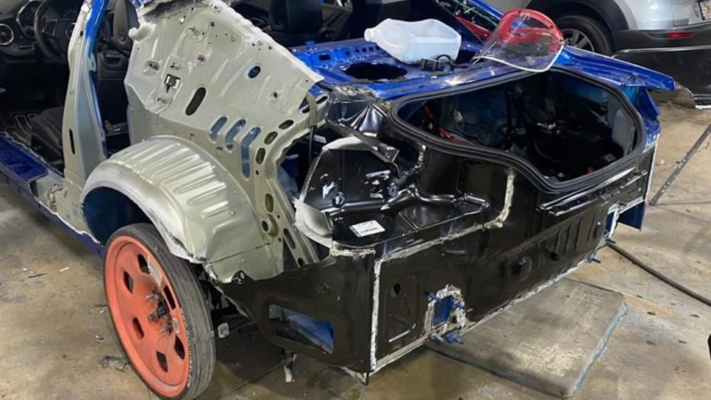 Car Frame Straightening Service in Pompano Beach