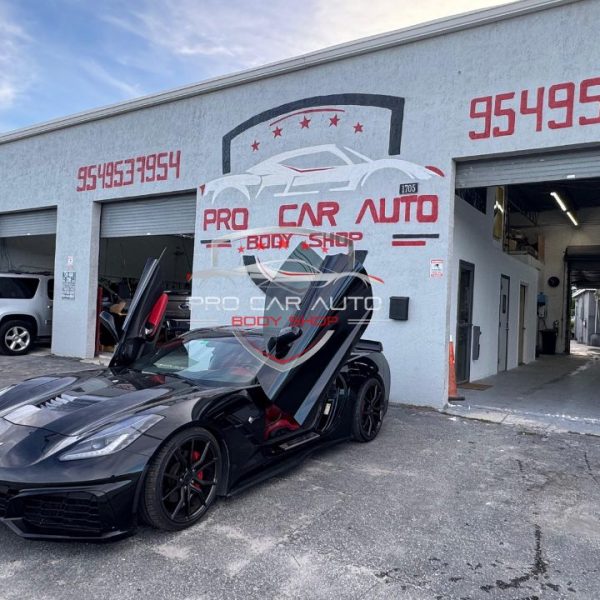 Paintless Dent Repair in Pompano Beach