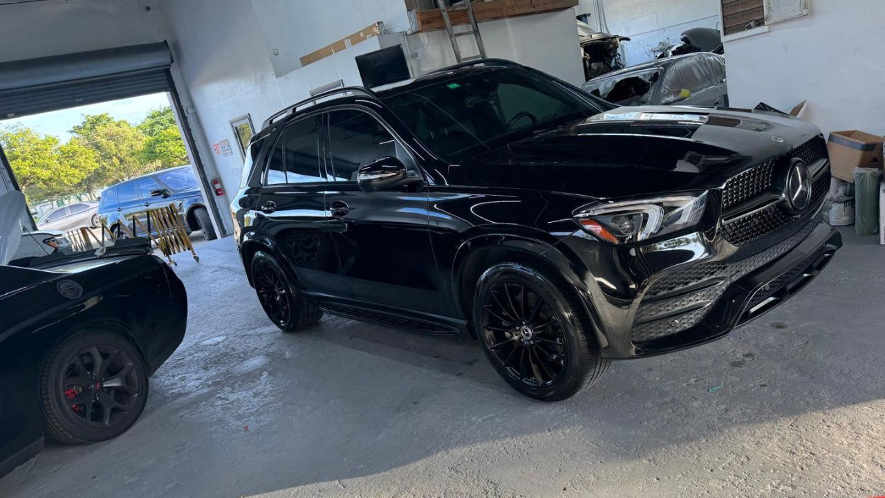 Luxury & Specialty Vehicle Repair in Pompano Beach