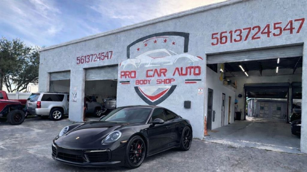 Porsche Auto Body Repair in Pompano Beach