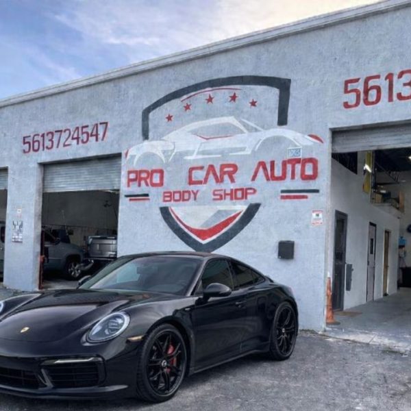 Porsche Auto Body Repair in Pompano Beach
