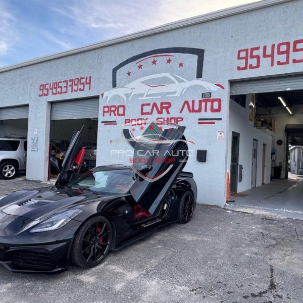Why Pompano Beach Drivers Trust Us for Collision Repair